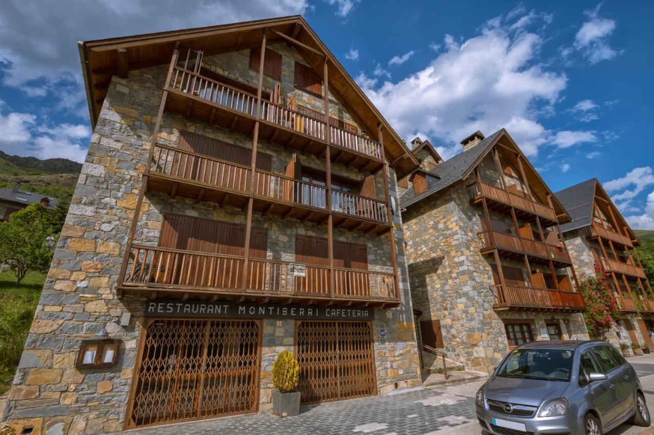 La Ginesta 2, Apartaments De Muntanya Estación Exterior foto
